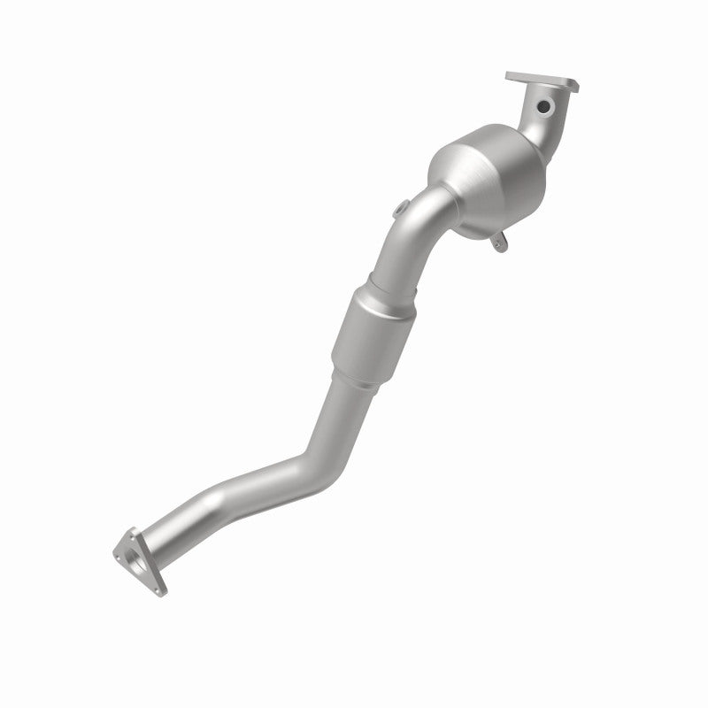 MagnaFlow Conv DF 07 VW Touareg 3.6L Rear close