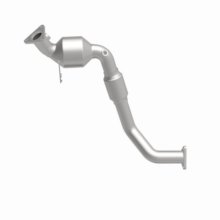 MagnaFlow Conv DF 07 VW Touareg 3.6L Rear close