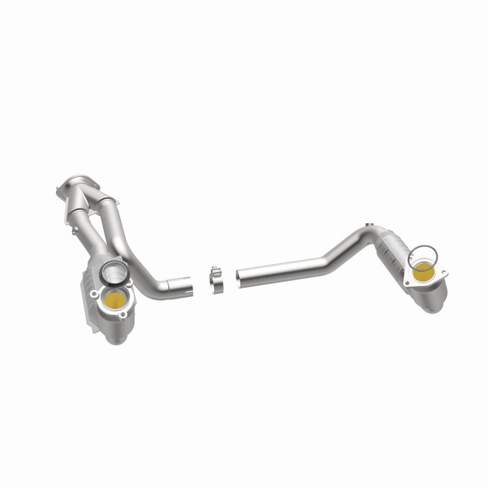 MagnaFlow Conv DF 99-00 Chevy Pickups 4.3L