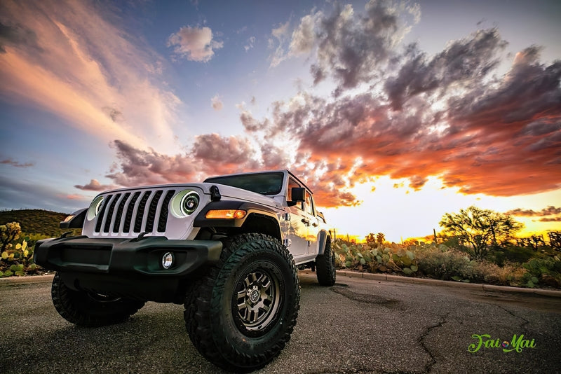 Oracle Oculus Bi-LED Projector Headlights for Jeep JL/Gladiator JT - Matte Blk - 5500K SEE WARRANTY