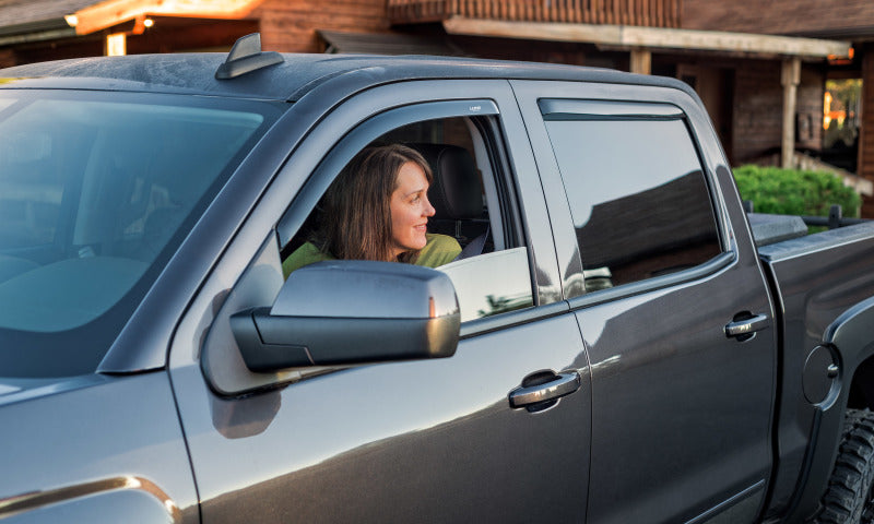 Lund 15-19 Chevrolet Colorado w/ Extended Cab Ventvisor Elite Window Deflectors - Smoke (2 Pc.)