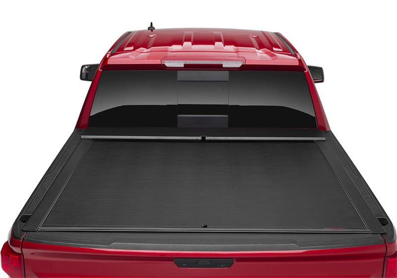 Roll-N-Lock 16-18 Toyota Tacoma Crew Cab SB 60-1/2in M-Series Retractable Tonneau Cover