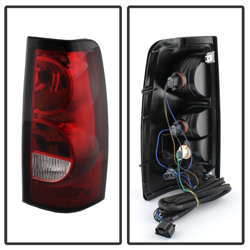 xTune 03-06 Chevrolet Silverado 1500 (w/o Stepside) Tail Light - OEM Right (ALT-JH-CS03-OE-R)