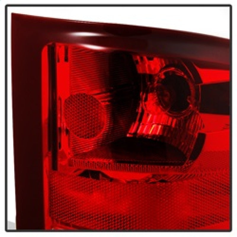 xTune GMC Sierra 07-13 Passenger Side Tail Lights - OEM Right ALT-JH-CSIL07-OE-R